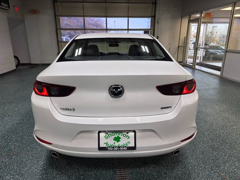 Used 2019 MAZDA MAZDA3 Sedan image 8