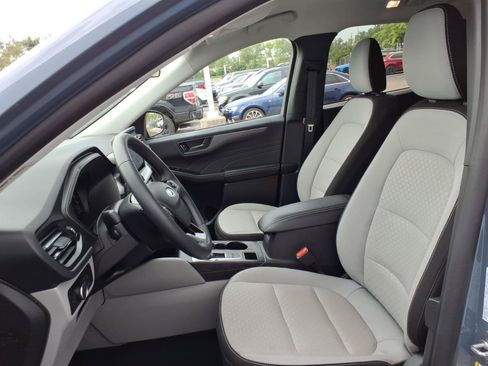 Used 2024 Ford Escape Active w/ Tech Pack #1 AWD/4WD image 16