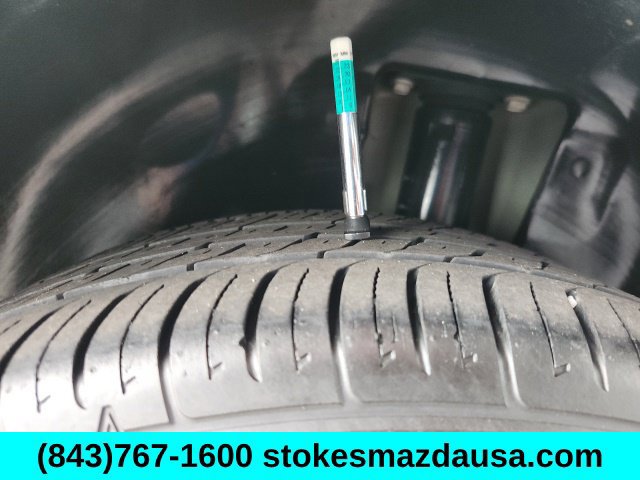 Used 2023 Dodge Challenger SXT RWD image 30