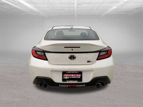 Used 2025 Toyota GR86 Premium w/ Performance Package RWD image 22