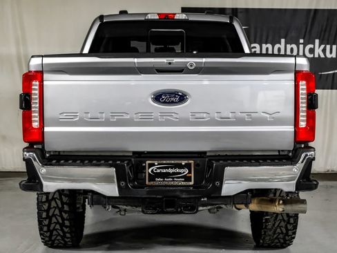 Used 2023 Ford F250 Lariat w/ FX4 Off-Road Package AWD/4WD image 9