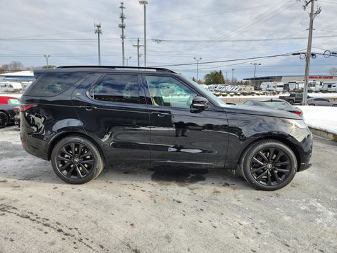 New 2026 Land Rover Discovery Limited Edition image 6