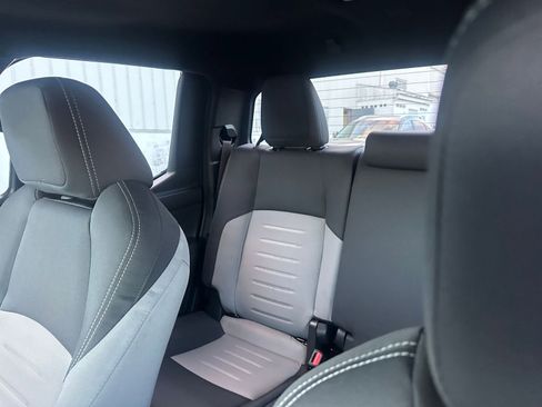 Used 2025 Toyota Tacoma TRD Off-Road image 37