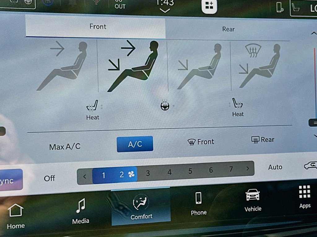 New 2027 Chrysler Pacifica Select FWD image 25