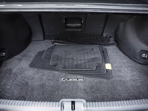 Certified 2022 Lexus ES 300h w/ Premium Package FWD image 23