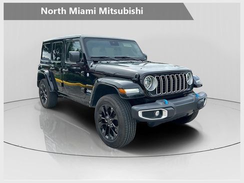 Used 2024 Jeep Wrangler Unlimited Sahara AWD/4WD image 1