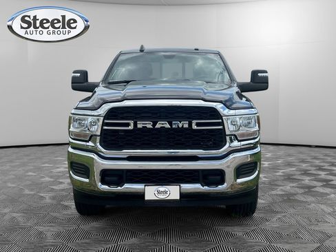 Used 2024 RAM 3500 Tradesman w/ Chrome Appearance Group AWD/4WD image 8