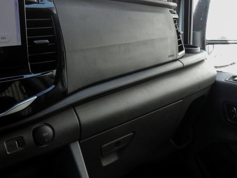 Used 2025 Ford Transit 350 XLT RWD image 21