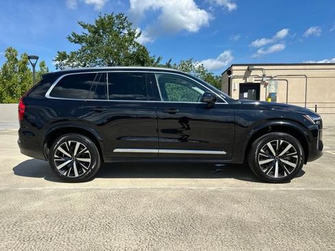 Certified 2025 Volvo XC90 B5 Core AWD/4WD image 10