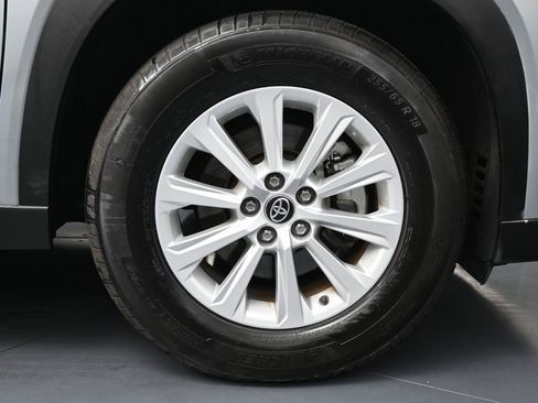 Used 2024 Toyota Grand Highlander XLE image 14