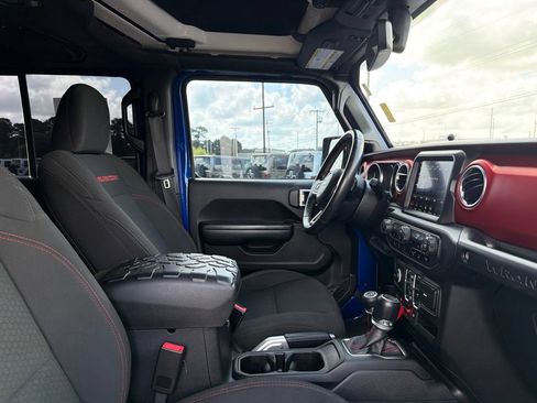 Used 2018 Jeep Wrangler Unlimited Rubicon AWD/4WD image 24