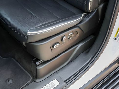 Certified 2025 Cadillac Escalade Sport w/ LPO, ONYX Package AWD/4WD image 8