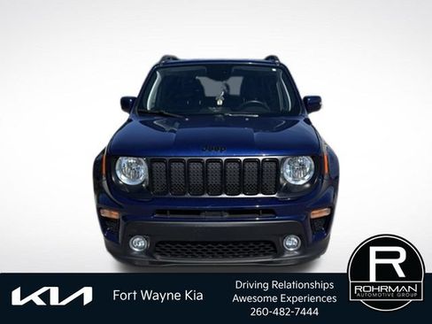 Used 2020 Jeep Renegade Altitude AWD/4WD image 10