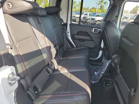 New 2026 Jeep Gladiator Rubicon image 18