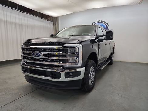 New 2026 Ford F250 Lariat image 10