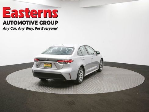 Used 2023 Toyota Corolla LE image 37