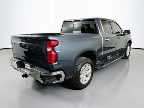 Used 2021 Chevrolet Silverado 1500 LTZ w/ Z71 Off-Road Package AWD/4WD image 7