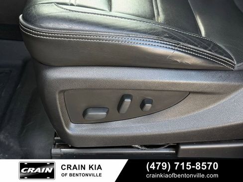 Used 2018 GMC Yukon Denali w/ Denali Ultimate Package image 12