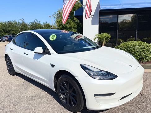 Used 2019 Tesla Model 3 Standard Range Plus RWD image 22
