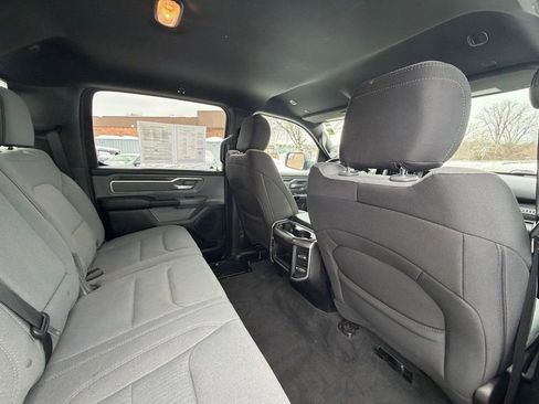 Used 2021 RAM 1500 Big Horn image 32