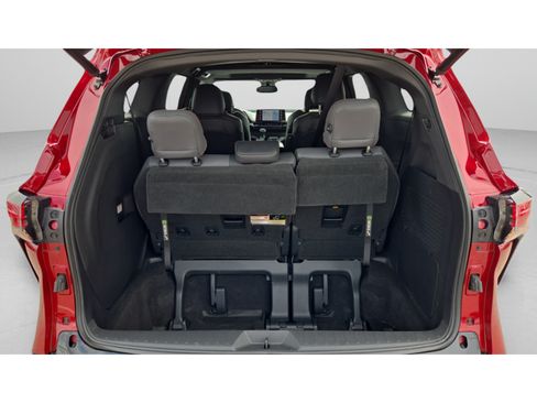 Certified 2021 Toyota Sienna XSE AWD/4WD image 9