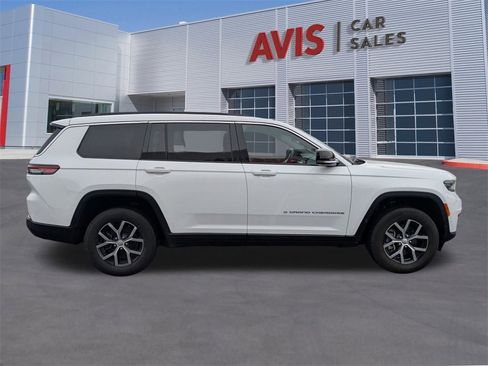 Used 2024 Jeep Grand Cherokee L Limited w/ Luxury Tech Group II image 6