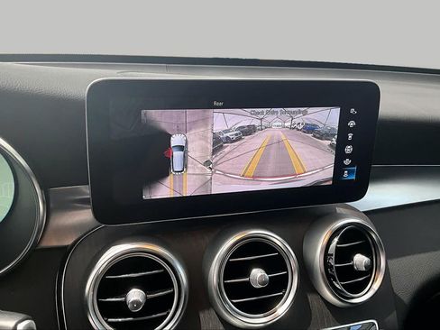 Used 2022 Mercedes-Benz GLC 300 4MATIC image 26