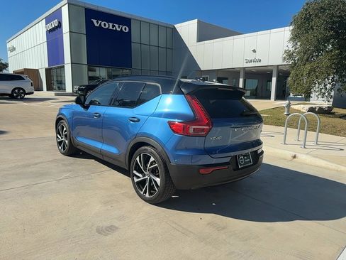Used 2021 Volvo XC40 T5 R-Design w/ Protection Package image 4