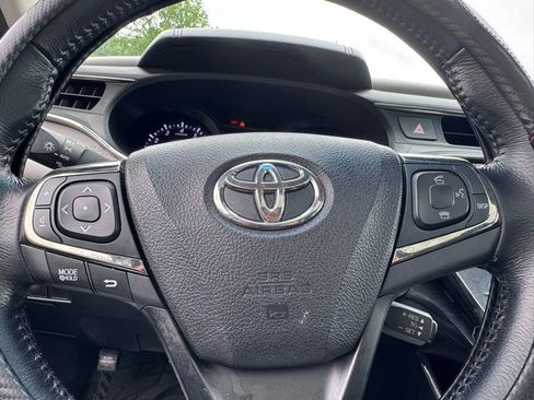 Used 2016 Toyota Avalon XLE Premium FWD image 8