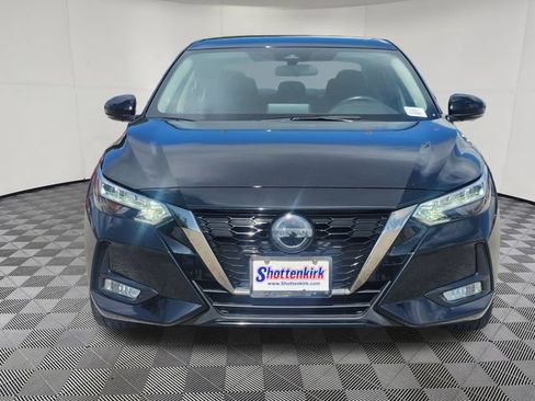 Used 2023 Nissan Sentra SR w/ Trunk Package FWD image 2