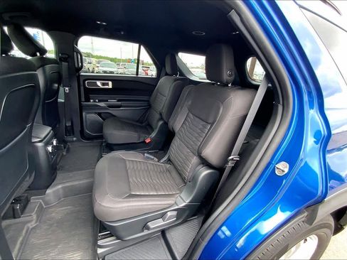 Certified 2020 Ford Explorer XLT RWD image 20