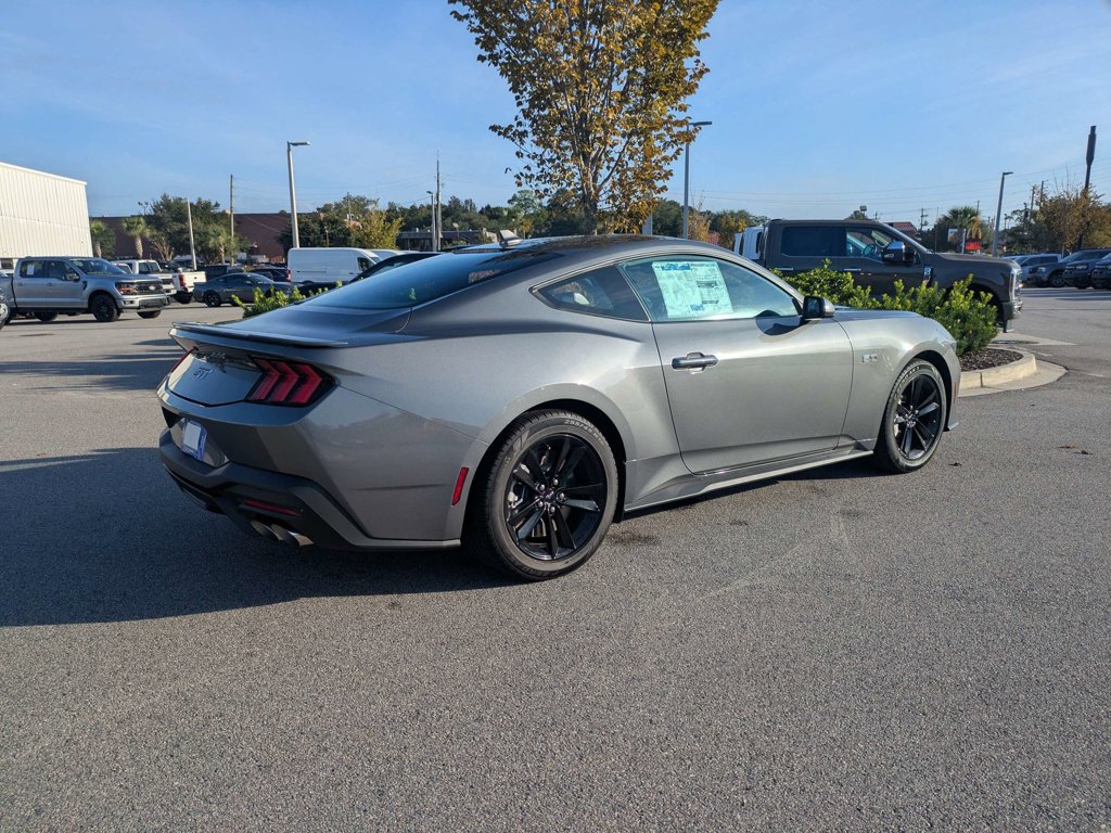 New 2026 Ford Mustang GT RWD image 4