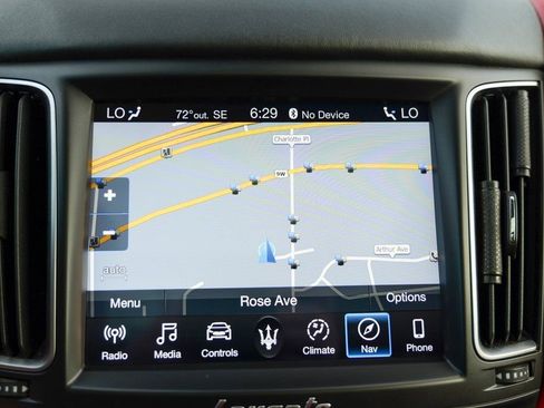 Used 2019 Maserati Levante image 48