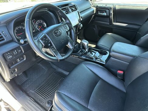 Used 2023 Toyota 4Runner TRD Off-Road Premium image 10