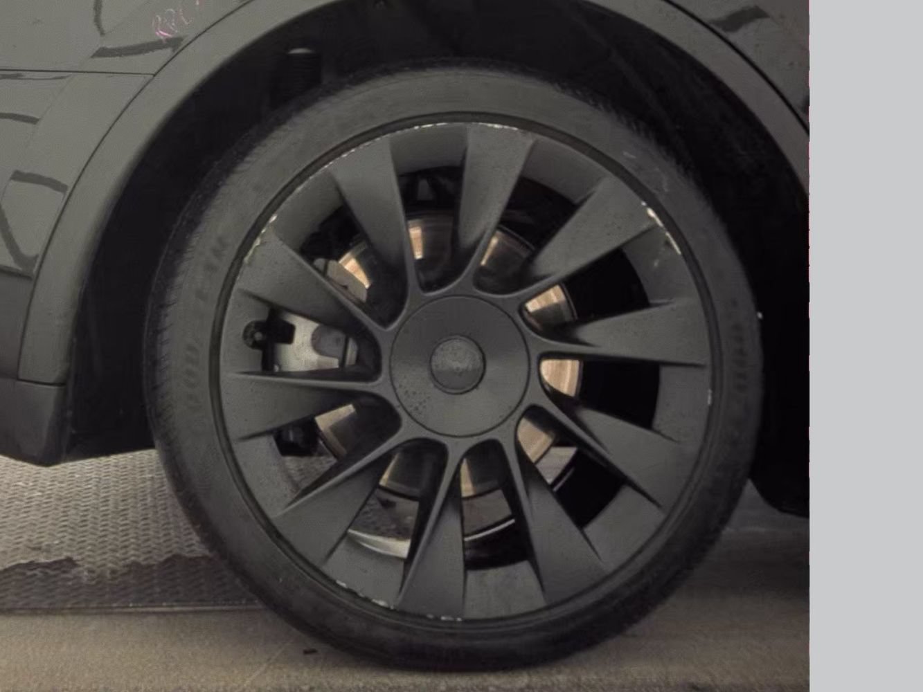 Used 2023 Tesla Model Y Long Range AWD/4WD image 21