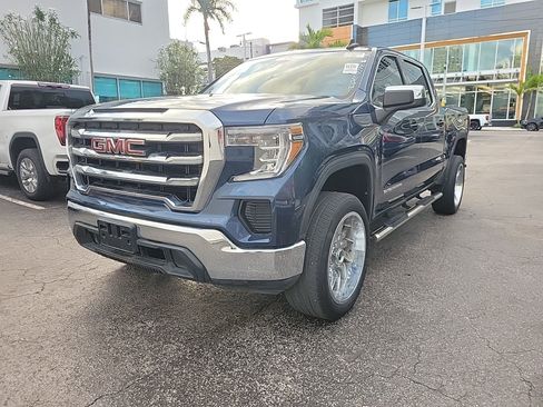 Used 2020 GMC Sierra 1500 SLE w/ SLE Value Package image 18