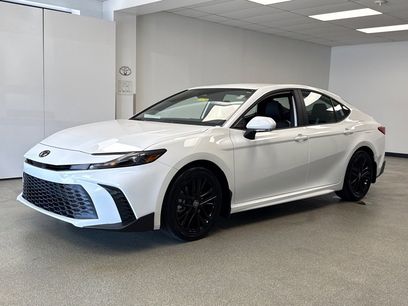 Used 2025 Toyota Camry SE