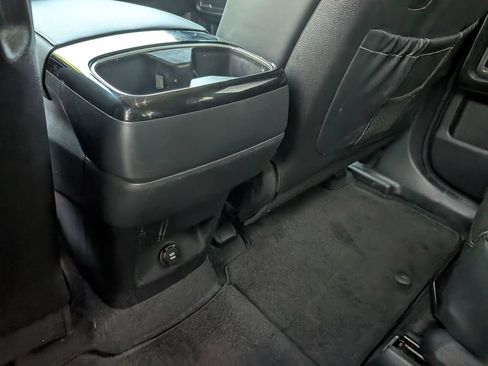 Used 2024 Kia Telluride S w/ S Sunroof Package FWD image 34