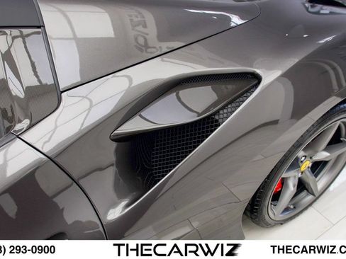 Used 2022 Ferrari F8 Tributo RWD image 17
