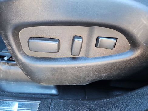 Used 2012 Cadillac SRX Luxury w/ LPO, U-Rail D-Rings Package image 16