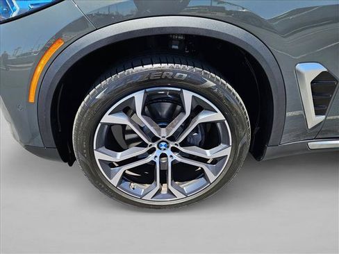 Used 2026 BMW X5 sDrive40i w/ Premium Package RWD image 22