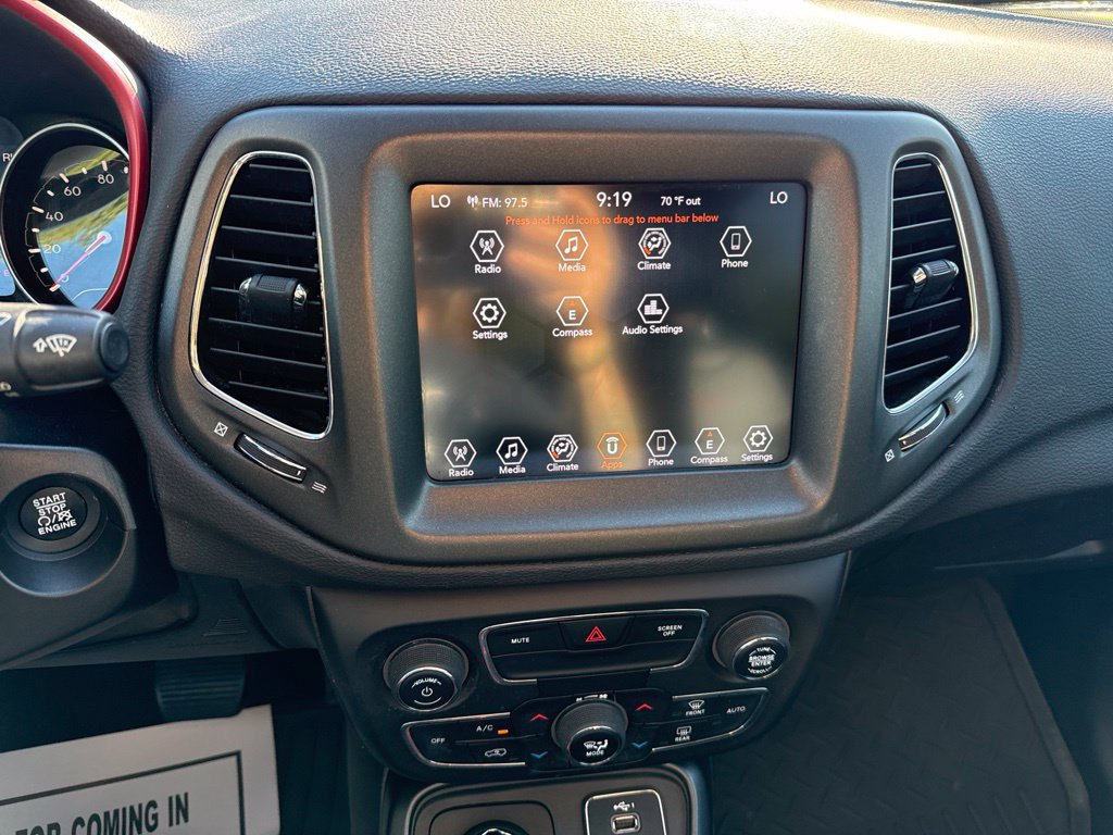 Used 2020 Jeep Compass Trailhawk AWD/4WD image 29