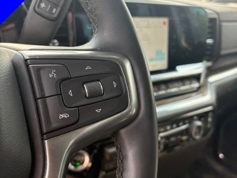 Used 2024 Chevrolet Silverado 1500 RST w/ Z71 Off-Road Package AWD/4WD image 16