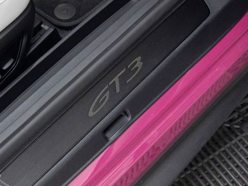 Certified 2023 Porsche 911 GT3 image 30