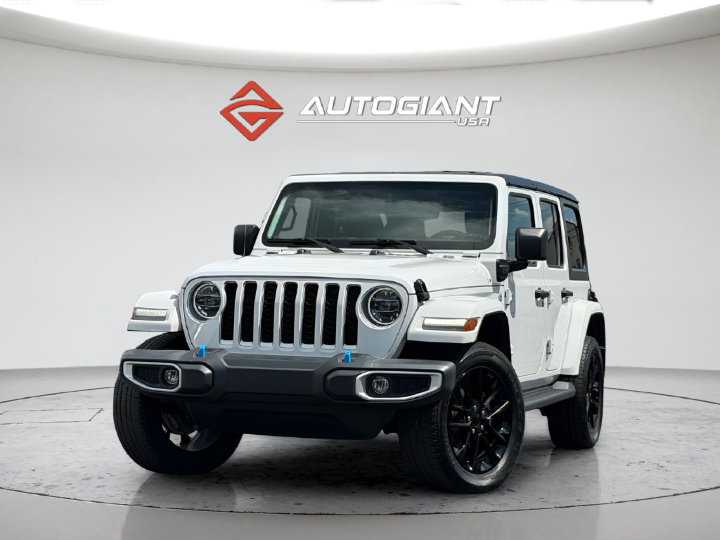 Used 2022 Jeep Wrangler Unlimited Sahara AWD/4WD image 3