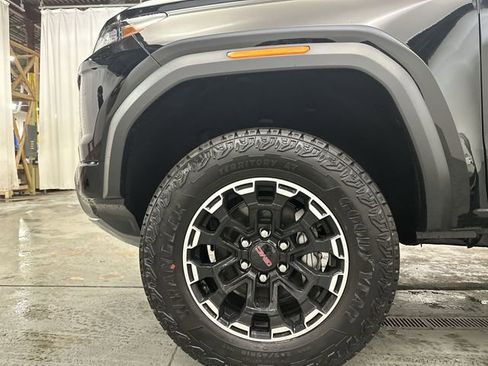 New 2026 GMC Canyon AT4 image 20