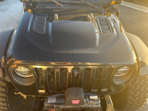 Used 2021 Jeep Wrangler Unlimited Rubicon 4xe image 36