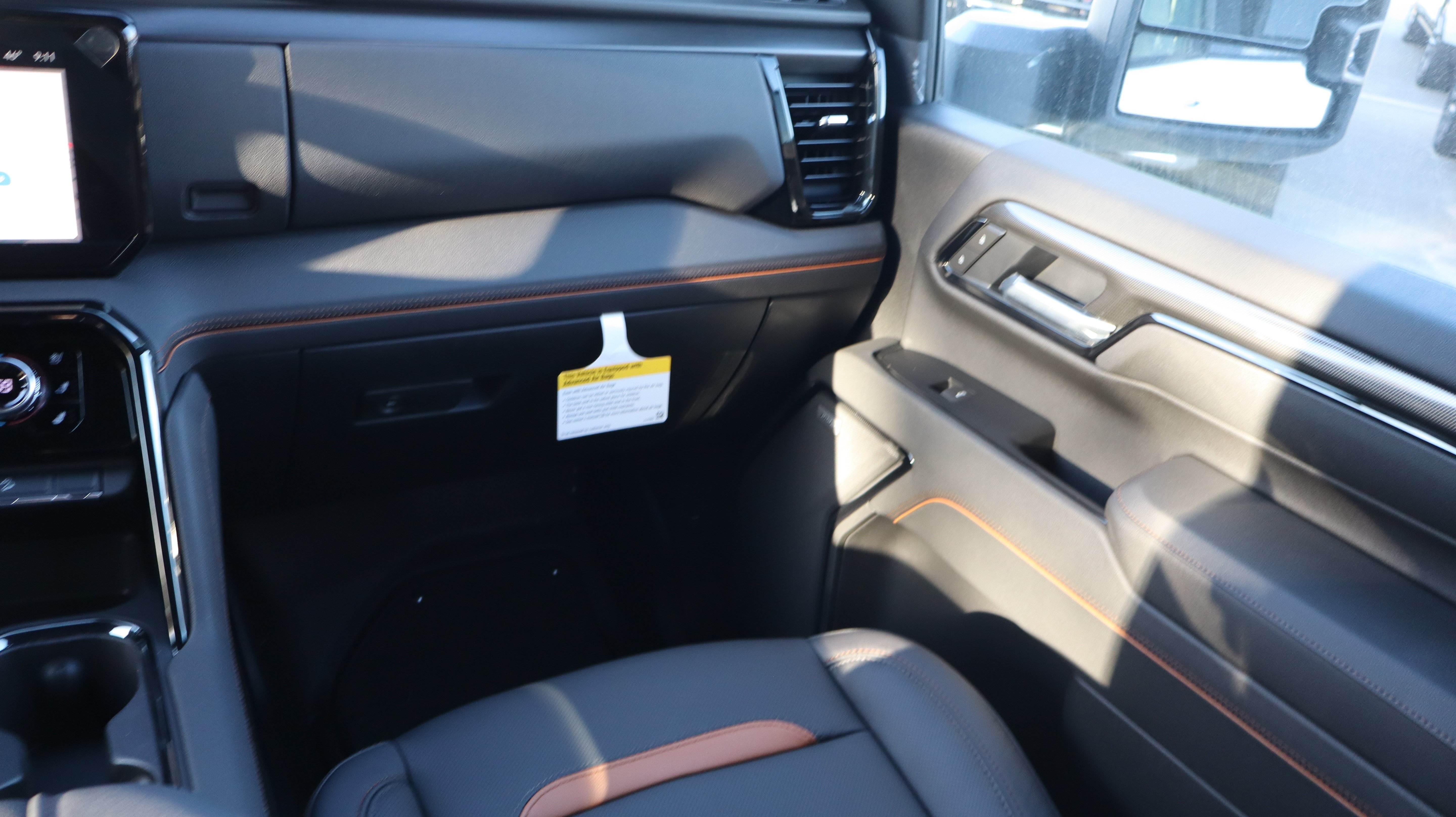 New 2026 GMC Sierra 3500 AT4 w/ AT4 Premium Plus Package AWD/4WD image 10