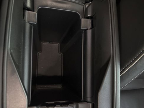 Used 2023 Buick Envision Essence image 28