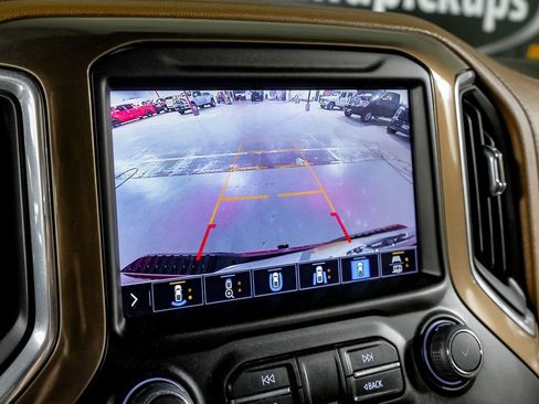 Used 2022 Chevrolet Silverado 3500 High Country AWD/4WD image 21